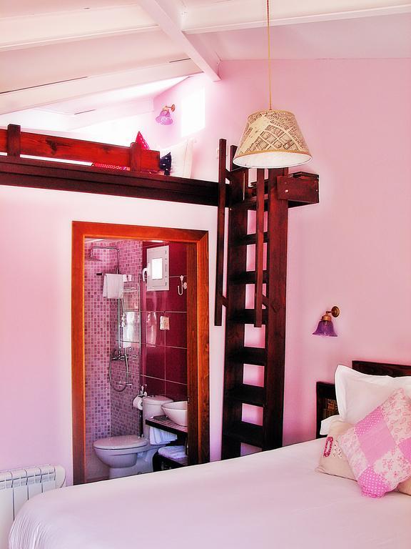 La Posada De Quijada Granada Room photo