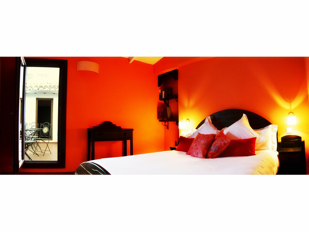 La Posada De Quijada Granada Room photo