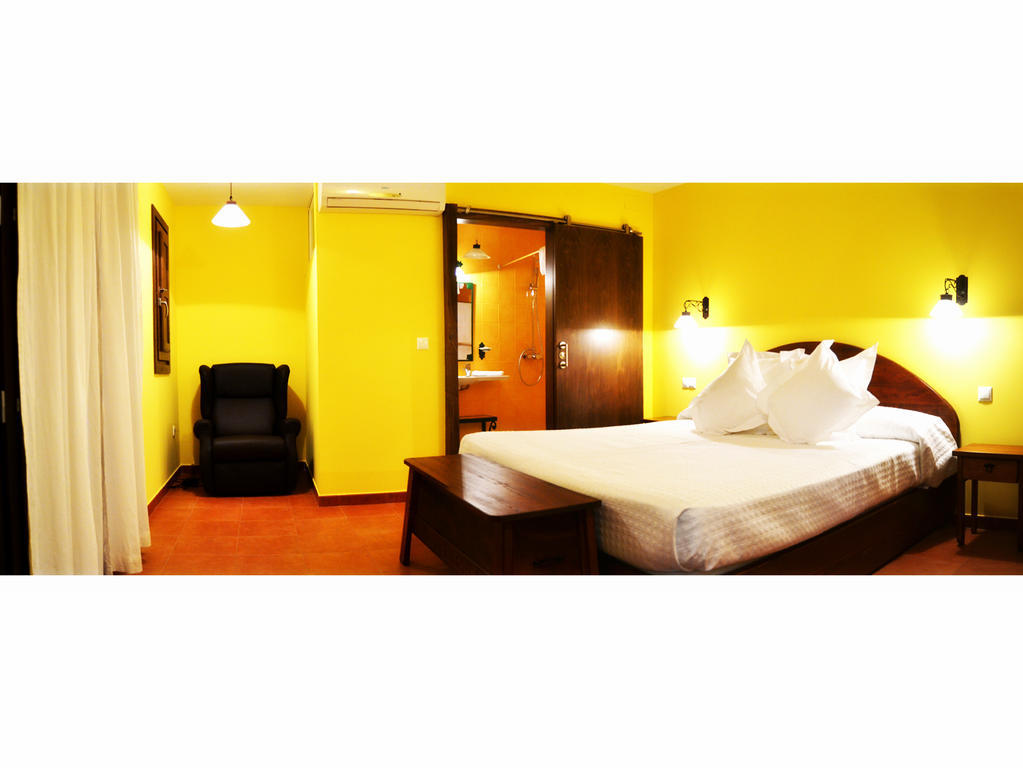 La Posada De Quijada Granada Room photo
